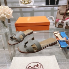 Hermes Slippers